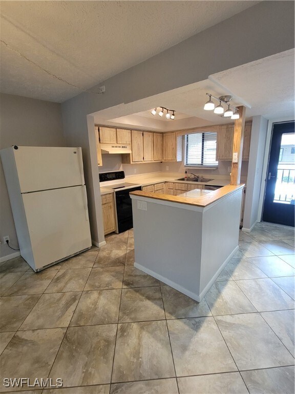 Building Photo - 15771 Windward Way Cir