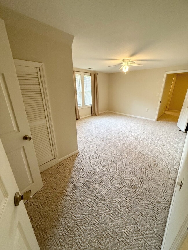 Building Photo - Spacious 3 Bed, 3 Bath Home in Ratcliff Cove Community – Available Soon!