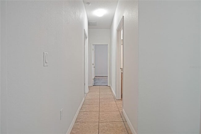 Building Photo - 522 Kildrummy Dr