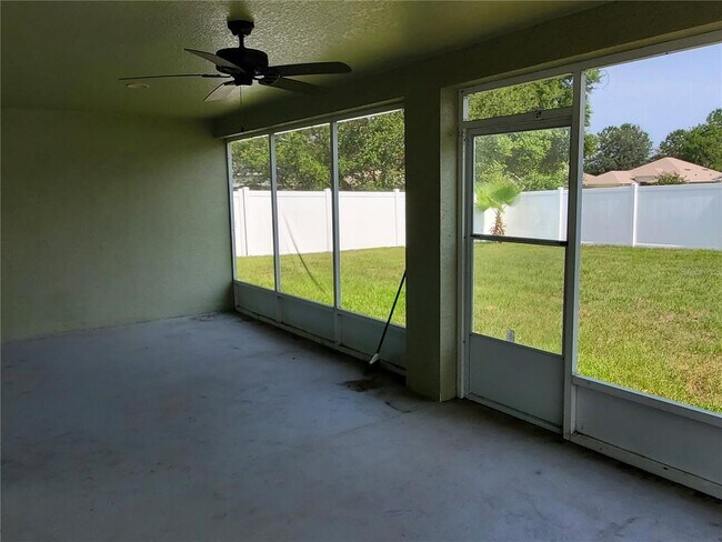 Building Photo - 5521 SW 43rd St