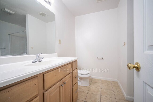 Building Photo - Modern 3BR 2.5BA w/ 1st Floor Master, Garage, Walk-in Closets near AWC Carlisle Barracks