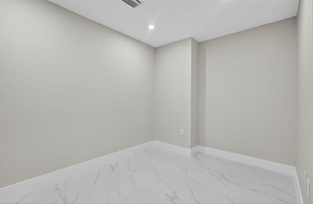 Building Photo - 701 NE 23rd St