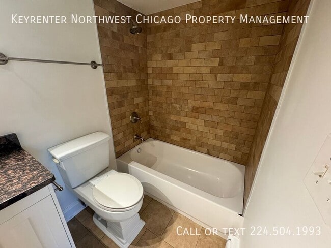 Building Photo - 1465 N Winslowe Dr