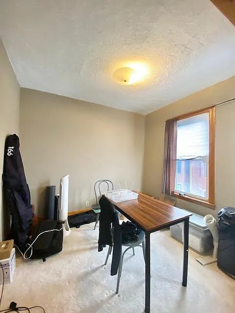 Building Photo - 135 Marcella St