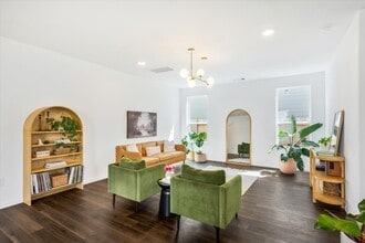 Building Photo - 25919 Chicory Dr