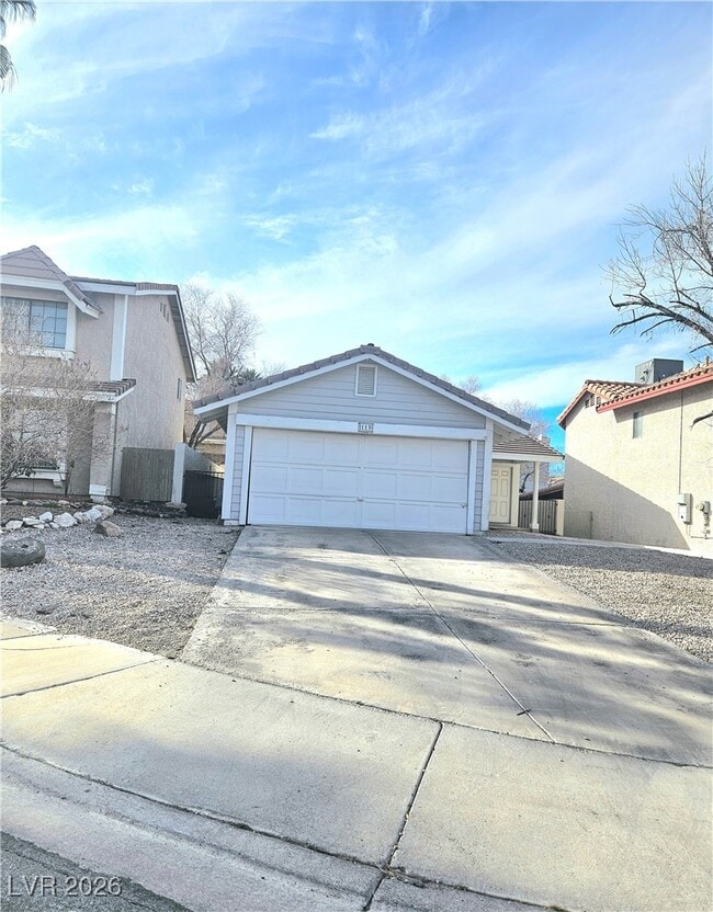 Building Photo - 113 Menta Ct