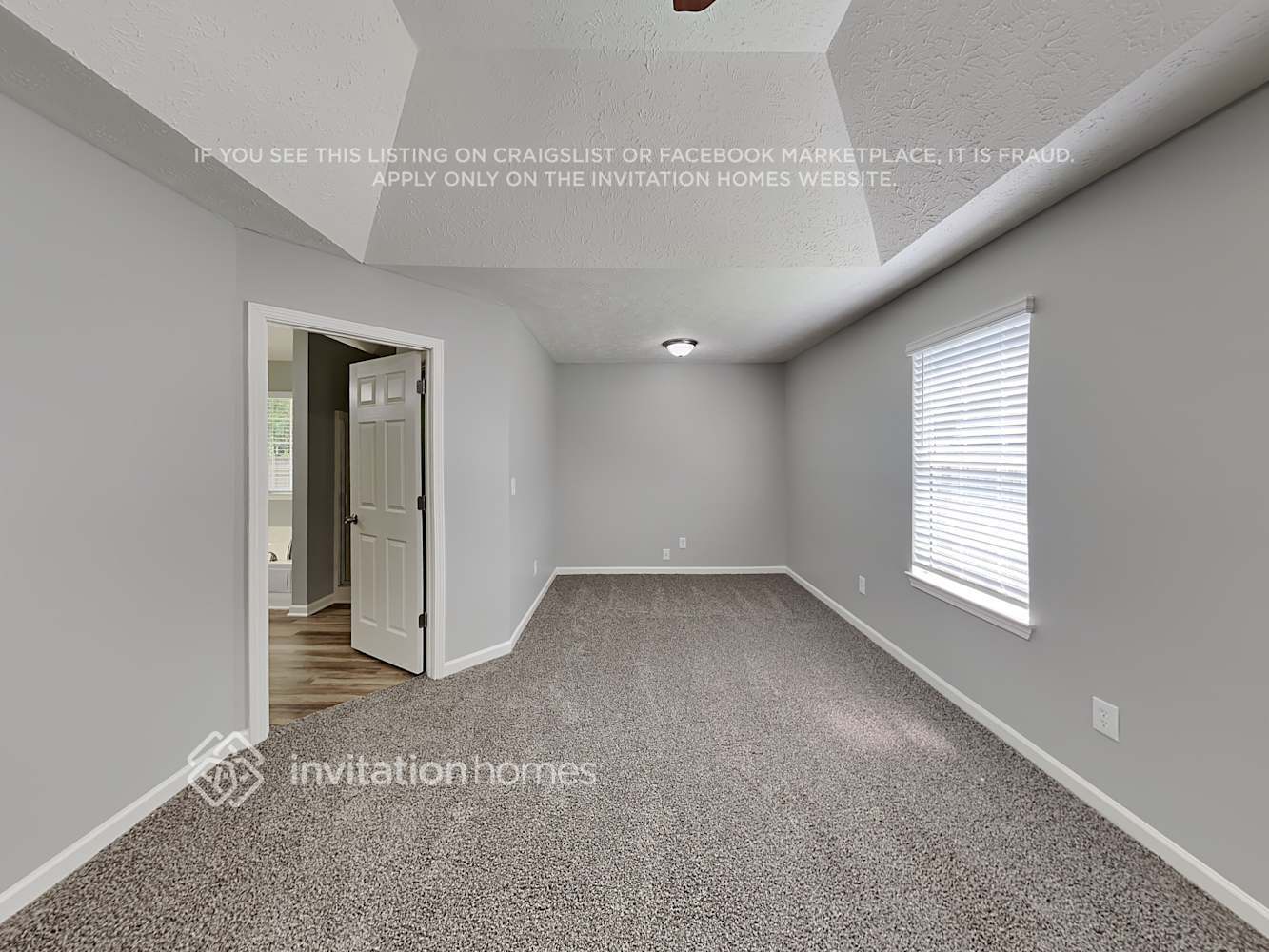 Building Photo - 128 Goldleaf Dr