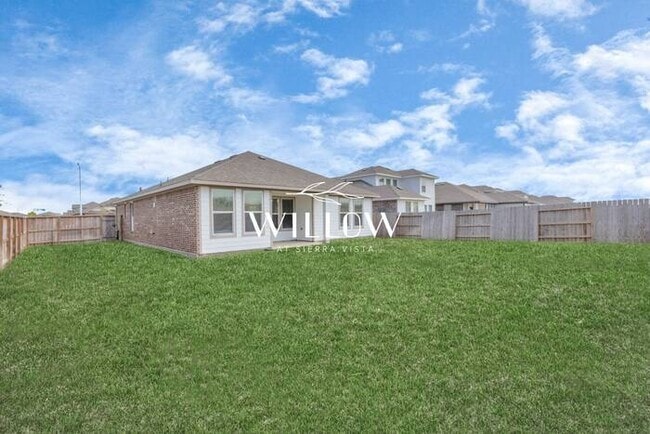 Building Photo - Incredible 3-Bedroom Home in a GREAT Commu...