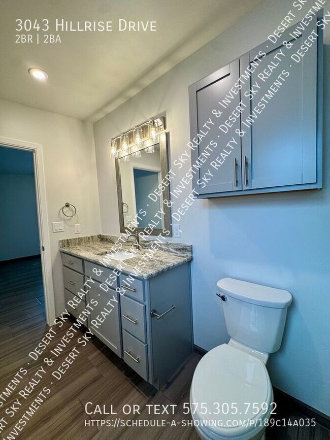 Building Photo - 3043 Hillrise Dr