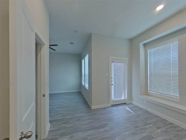 Building Photo - 22825 Terrazzo Dr