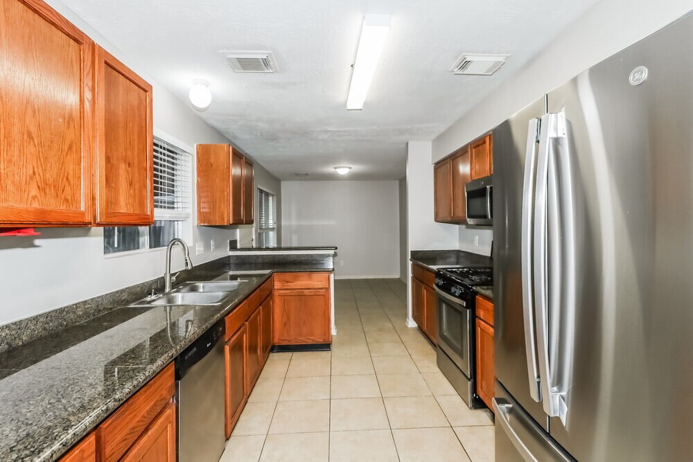 Building Photo - 6803 Hedgewick Dr