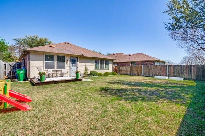 Building Photo - 372 Bayberry Dr