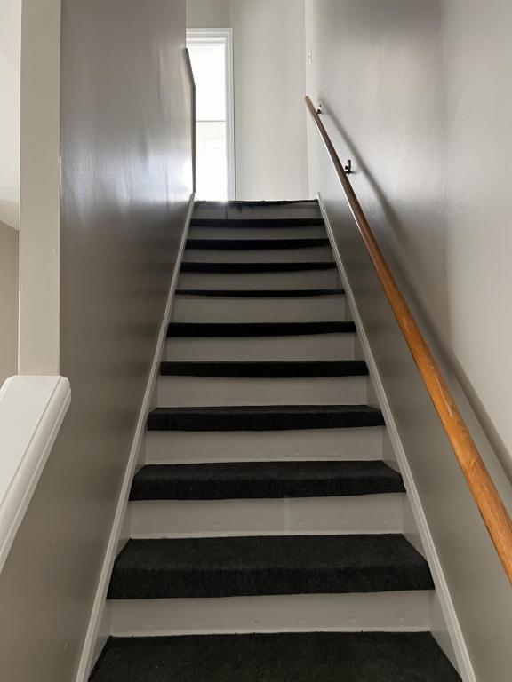 Building Photo - 1850 McCloskey Ave