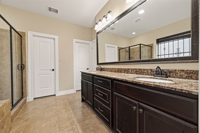 Building Photo - 16803 Tabasso Ct