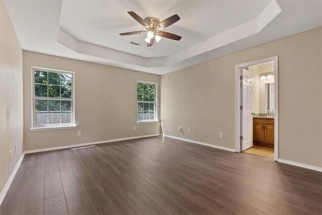 Building Photo - 2705 SW Greensprings Rd