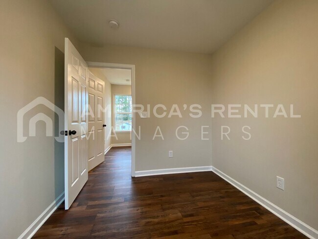 Building Photo - Home for Rent in Cullman! View with 48 Hou...