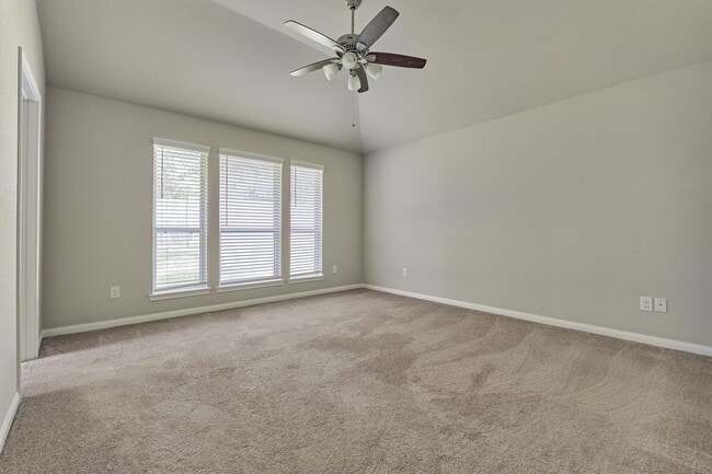 Building Photo - 3303 Woodchuck Rd