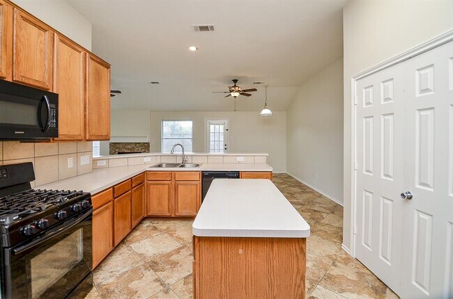 Building Photo - 3268 Jessica Ct