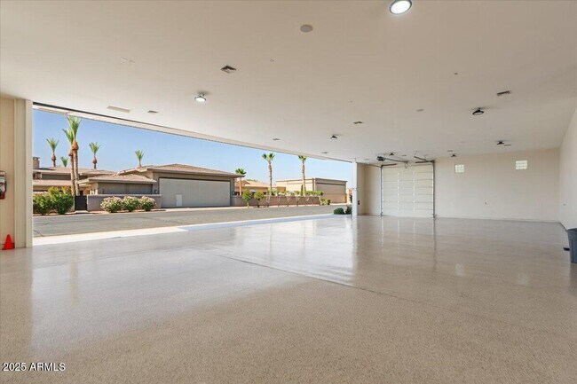 Building Photo - 4251 W Earhart Way