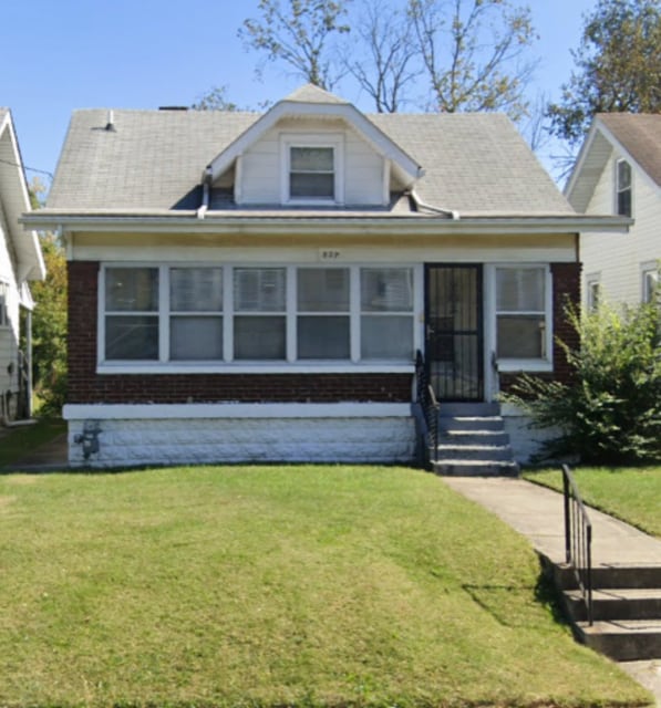 Building Photo - 827 S 38th St