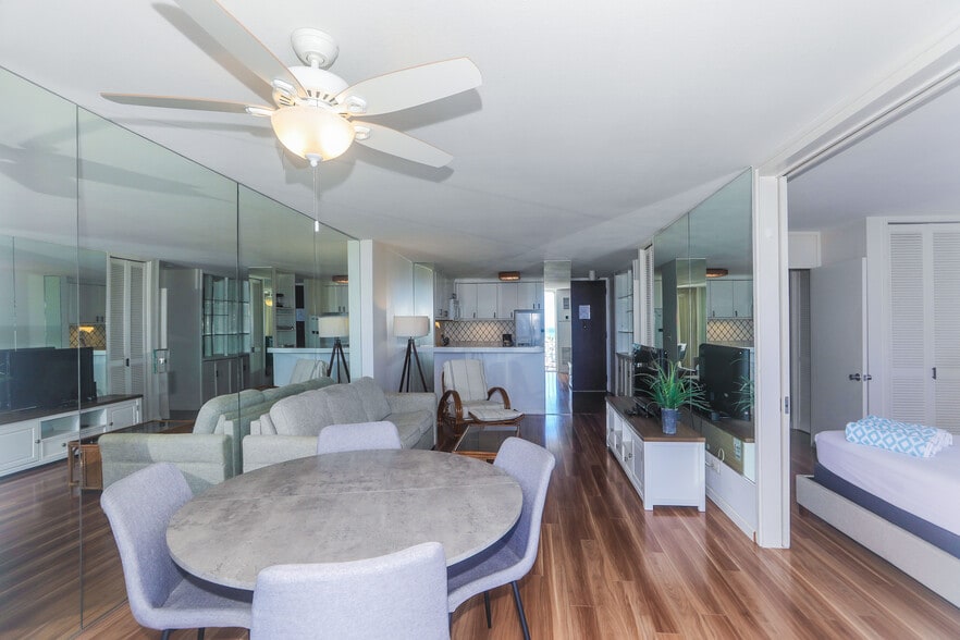 Building Photo - 1765 Ala Moana Blvd