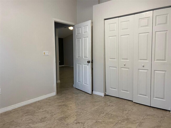 Building Photo - 1413 Watermill Cir