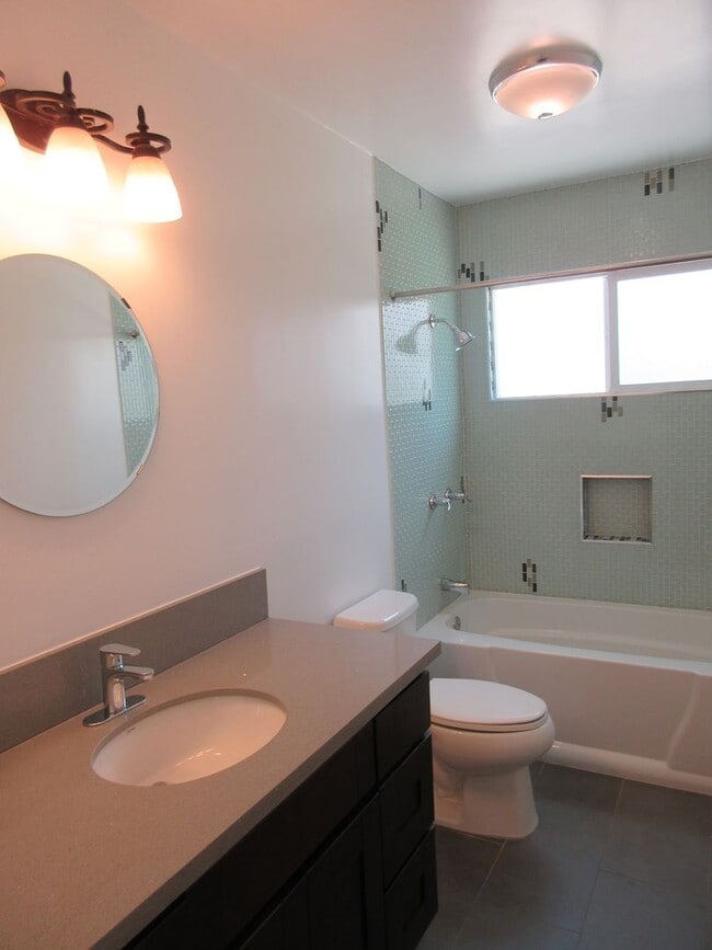 Building Photo - Reduced price on this Beautiful Porter Ran...