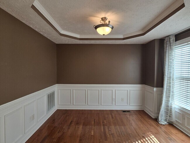 Building Photo - 197 Rolling Stone Ct