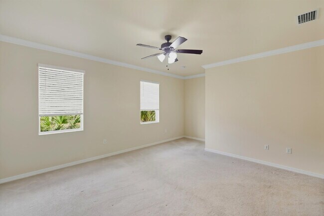 Building Photo - 8895 Via Isola Court