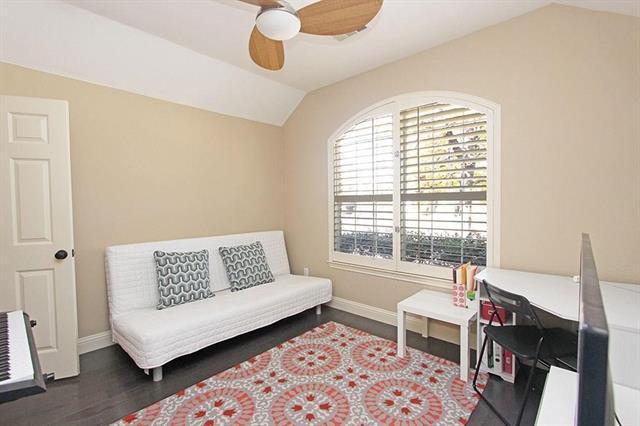 Building Photo - 1861 Carson Ln