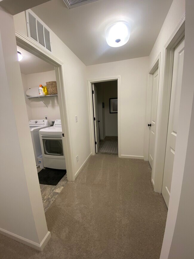 Building Photo - 13133 Suncreek Ter