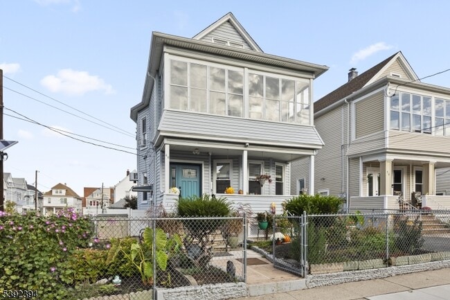 Primary Photo - 40 Yereance Ave