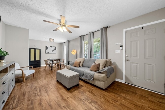 Building Photo - 401 Pacific Ave