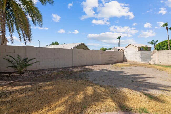 Building Photo - Move-in ready home in Mesa!