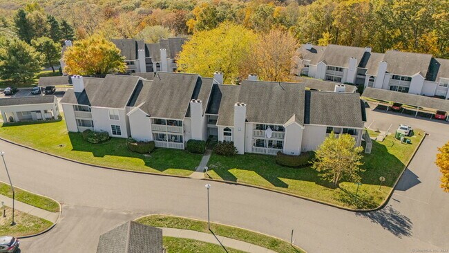 Building Photo - 33 Crown Knoll Ct