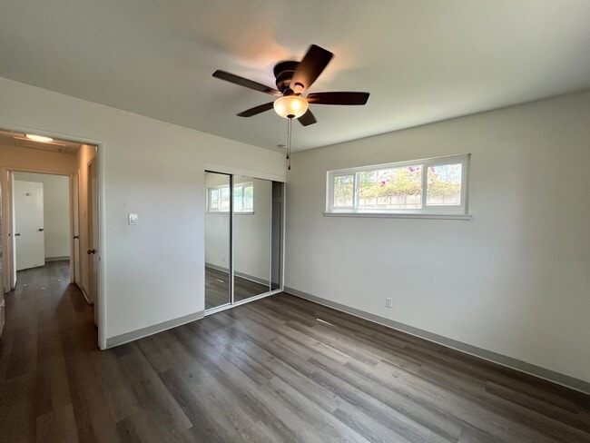 Building Photo - 12728 Linnell Ave