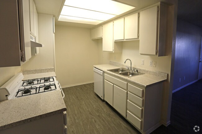 Mountain Gate Apartments San Bernardino, CA Apartment