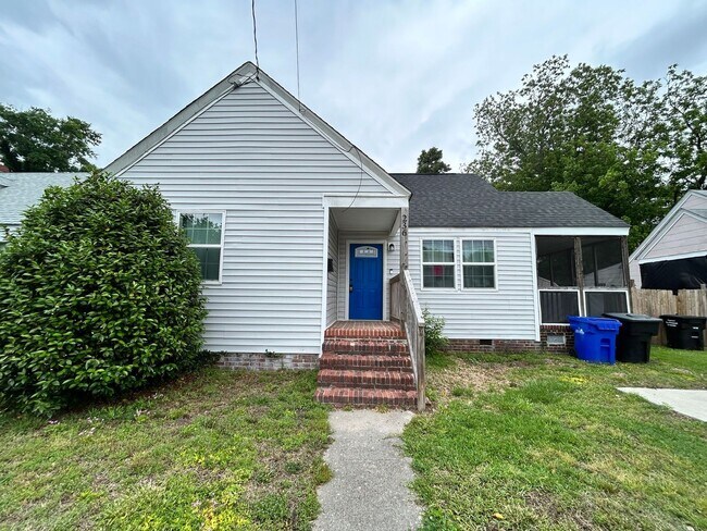 Primary Photo - Welcome to this beautiful home located in ...