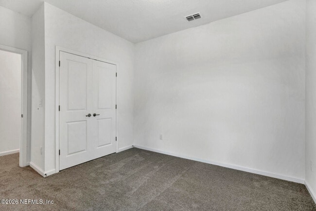 Building Photo - 73 Mellowood Ln