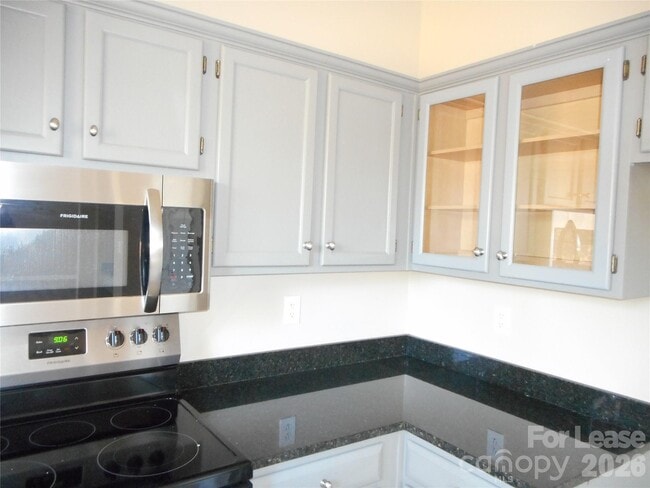 Building Photo - 6611 Flat Creek Dr