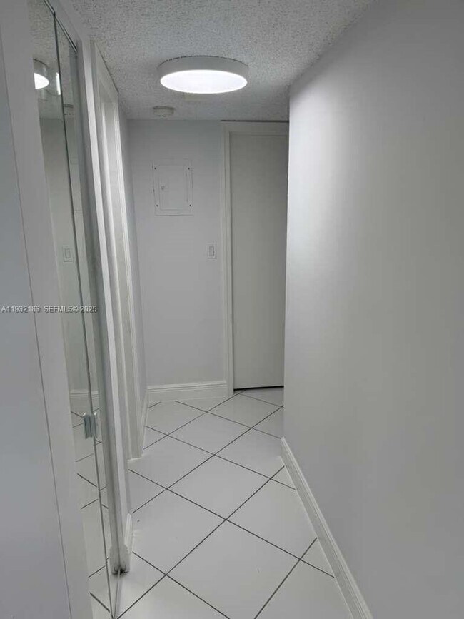 Building Photo - 9520 SW 8th St