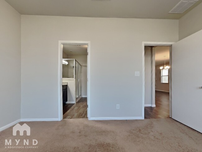 Building Photo - 136 Shearwater Ln