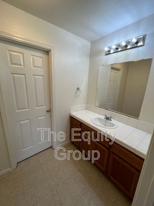 Building Photo - 94 N Fourth