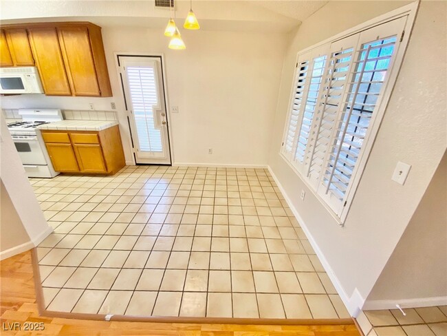 Building Photo - 3237 Ventana Hills Dr