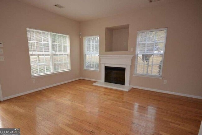 Building Photo - 142 Brookview Dr