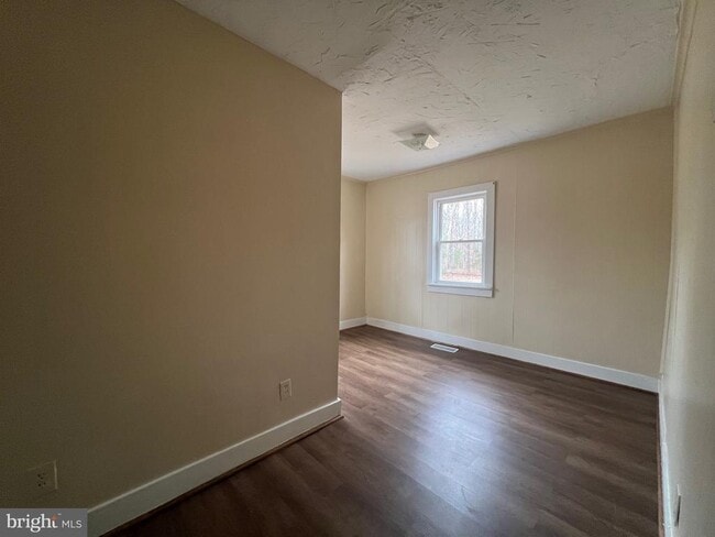 Building Photo - 6565 S Spotswood Trail