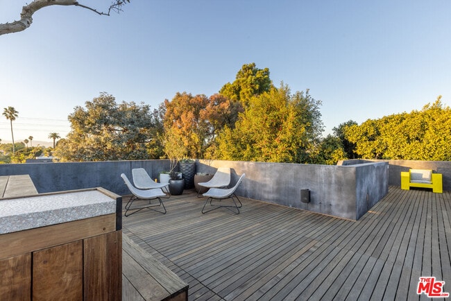 Building Photo - 746 Marco Pl