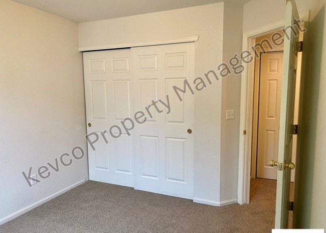 Building Photo - 3433 Bale Dr