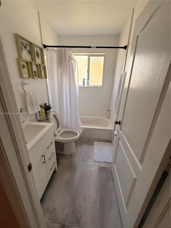 Building Photo - 16274 SW 71st Terrace