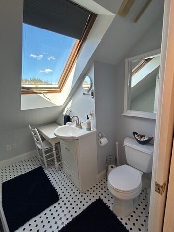 Building Photo - 274 Poplar St